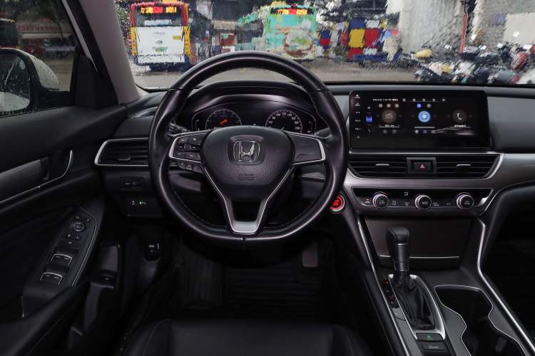 Used Honda Accord 2022 260TURBO Luxury Edition Interior 5