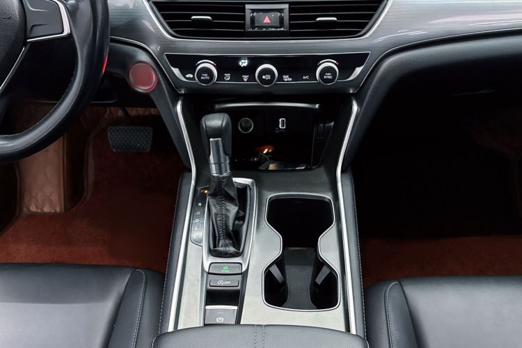 Used Honda Accord 2022 260TURBO Luxury Edition Interior 6