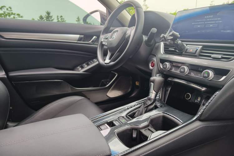 Used Honda Accord 2022 260TURBO Luxury Edition Interior 6