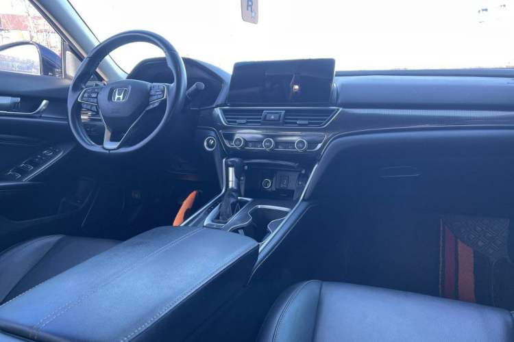 Used Honda Accord 2022 260TURBO Phantom Night · Prestige Edition Interior 7