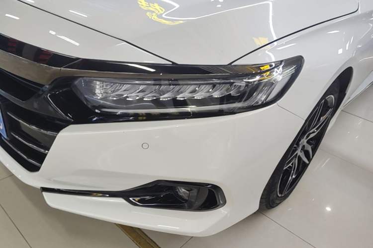 Used Honda Accord 2022 260TURBO Phantom Night · Prestige Edition Left Front Headlight