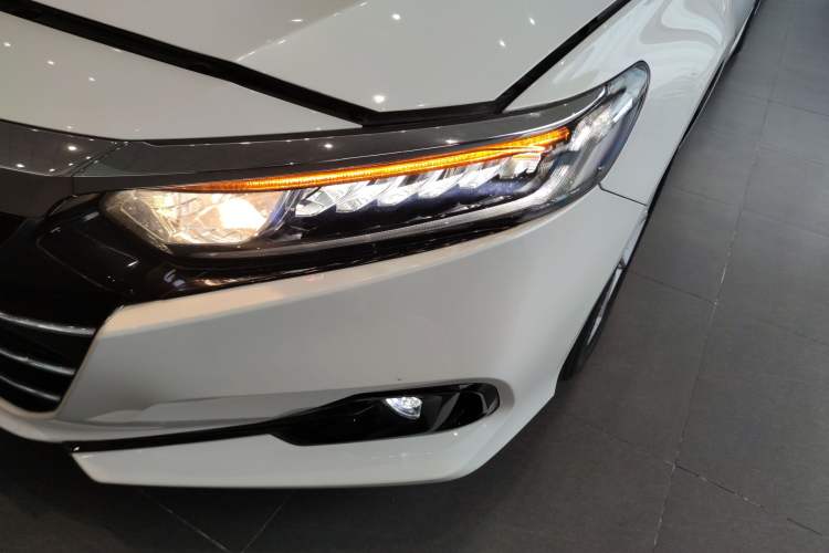 Used Honda Accord 2022 260TURBO Luxury Edition Left Front Headlight