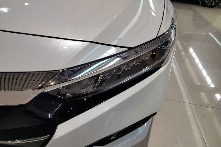 Used Honda Accord 2022 260TURBO Luxury Edition Left Front Headlight
