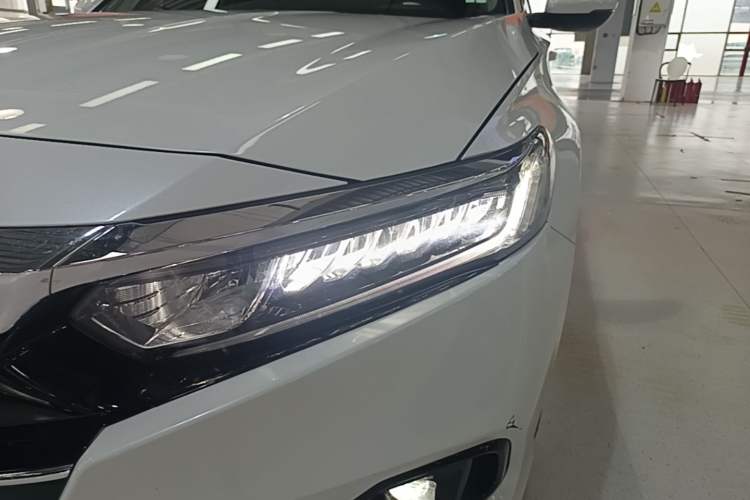 Used Honda Accord 2022 260TURBO Luxury Edition Left Front Headlight