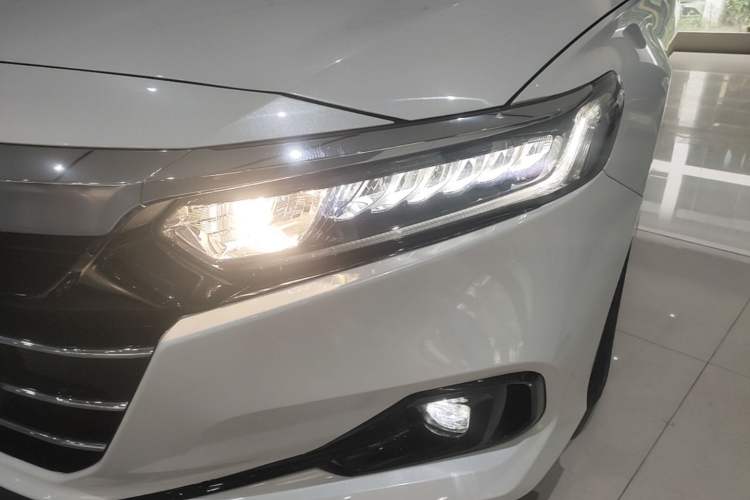 Used Honda Accord 2022 260TURBO Luxury Edition Left Front Headlight
