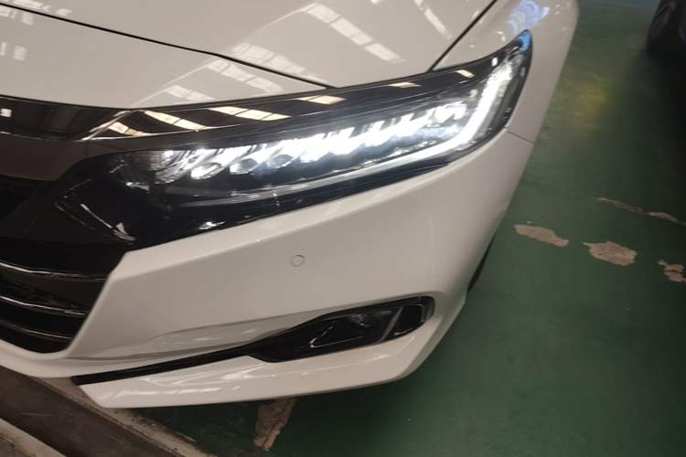 Used Honda Accord 2022 260TURBO Phantom Night · Prestige Edition Left Front Headlight