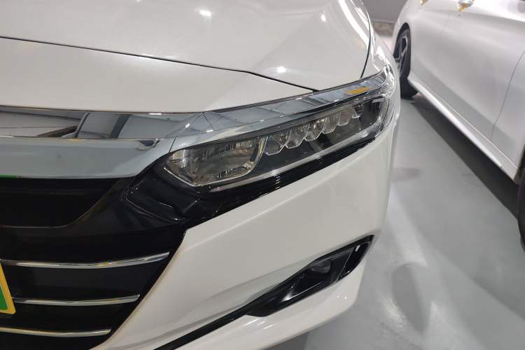 Used Honda Accord 2022 260TURBO Luxury Edition Left Front Headlight