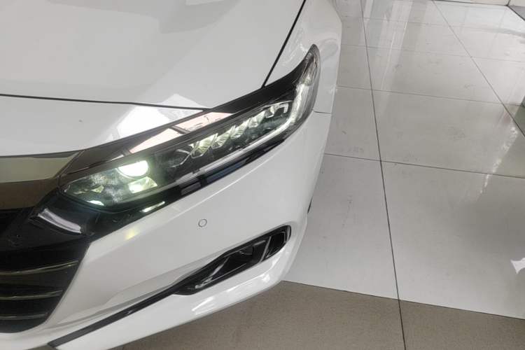 Used Honda Accord 2022 260TURBO Phantom Night · Prestige Edition Left Front Headlight