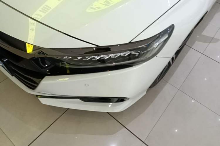 Used Honda Accord 2022 260TURBO Phantom Night · Prestige Edition Left Front Headlight
