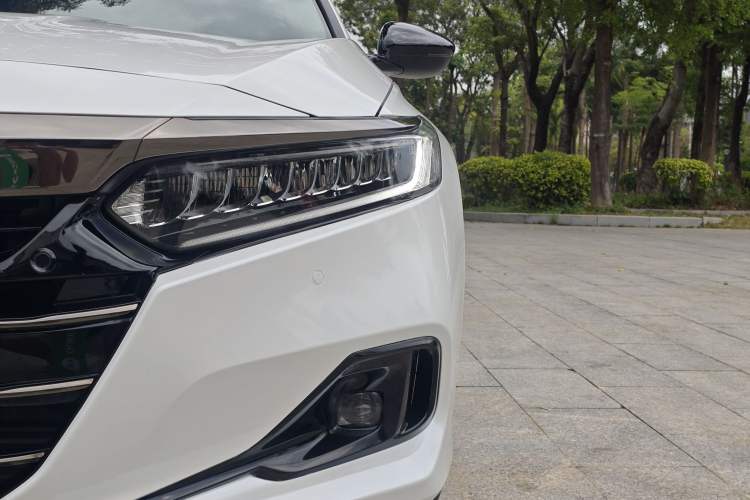 Used Honda Accord 2022 260TURBO Phantom Night · Prestige Edition Left Front Headlight