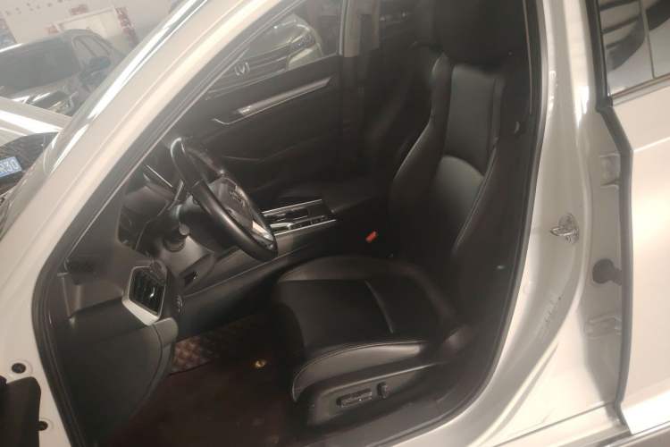Used Honda Accord 2022 260TURBO Luxury Edition Left Front Seat