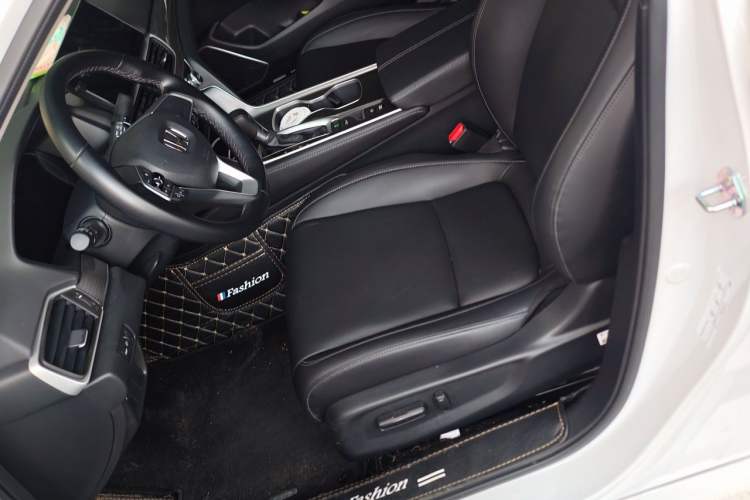 Used Honda Accord 2022 260TURBO Luxury Edition Left Front Seat
