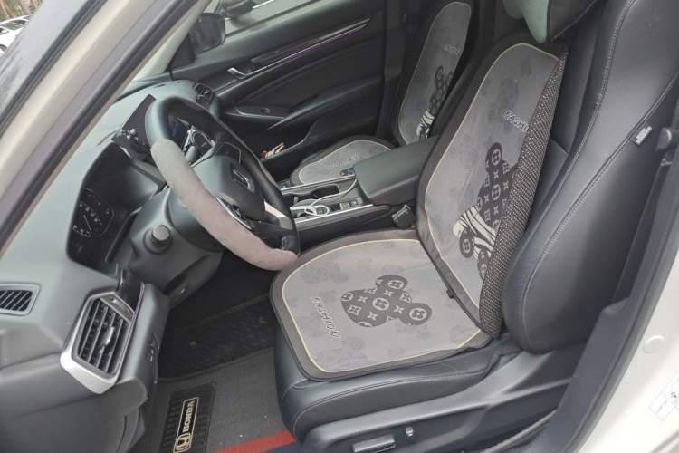 Used Honda Accord 2022 260TURBO Luxury Edition Left Front Seat