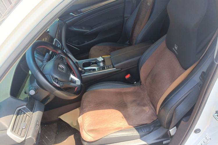 Used Honda Accord 2022 260TURBO Phantom Night · Prestige Edition Left Front Seat
