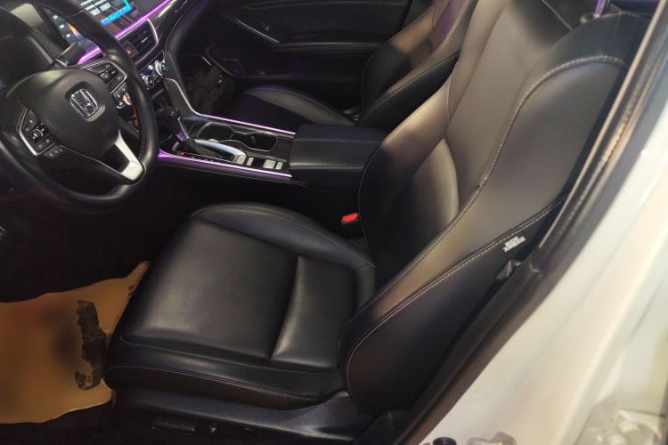 Used Honda Accord 2022 260TURBO Phantom Night · Prestige Edition Left Front Seat