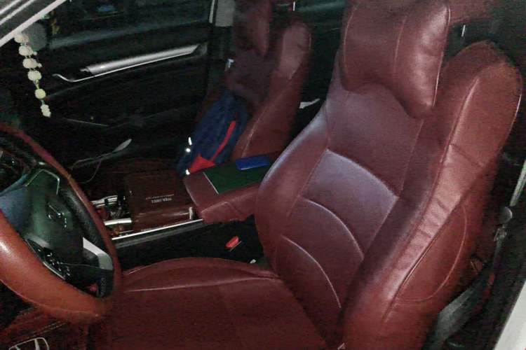 Used Honda Accord 2022 260TURBO Luxury Edition Left Front Seat