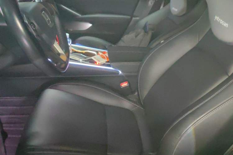 Used Honda Accord 2022 260TURBO Luxury Edition Left Front Seat