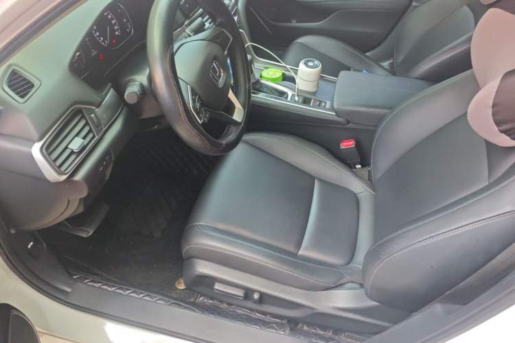 Used Honda Accord 2022 260TURBO Luxury Edition Left Front Seat