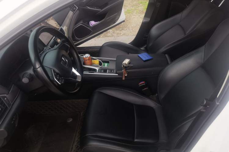 Used Honda Accord 2022 260TURBO Luxury Edition Left Front Seat