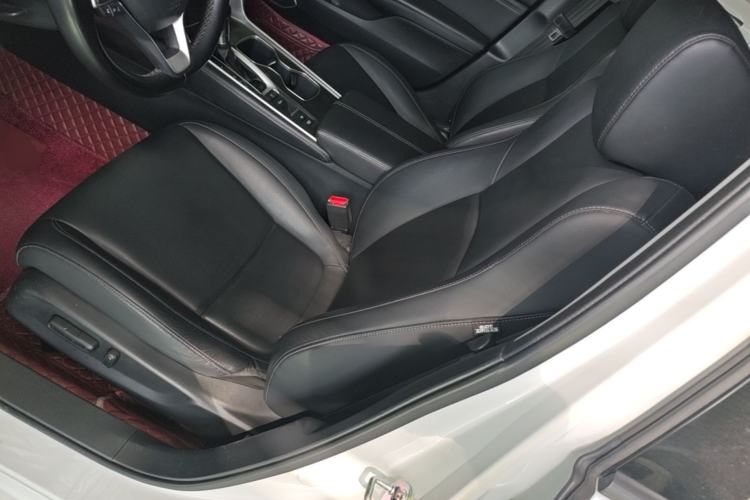 Used Honda Accord 2022 260TURBO Luxury Edition Left Front Seat