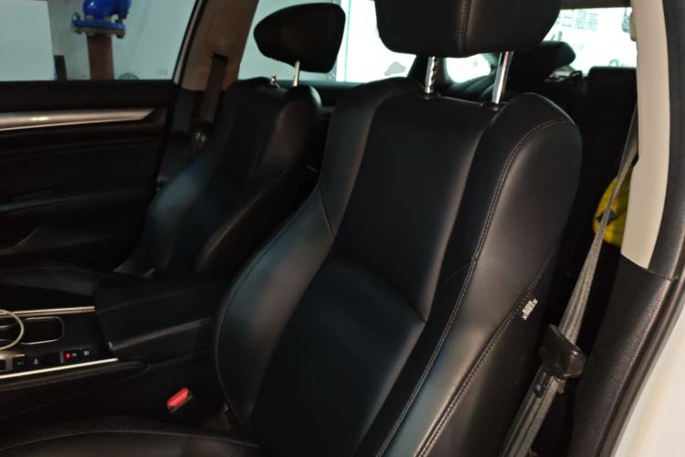 Used Honda Accord 2022 260TURBO Luxury Edition Left Front Seat