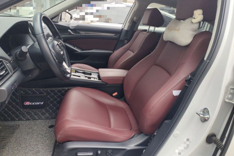 Used Honda Accord 2022 260TURBO Phantom Night · Prestige Edition Left Front Seat