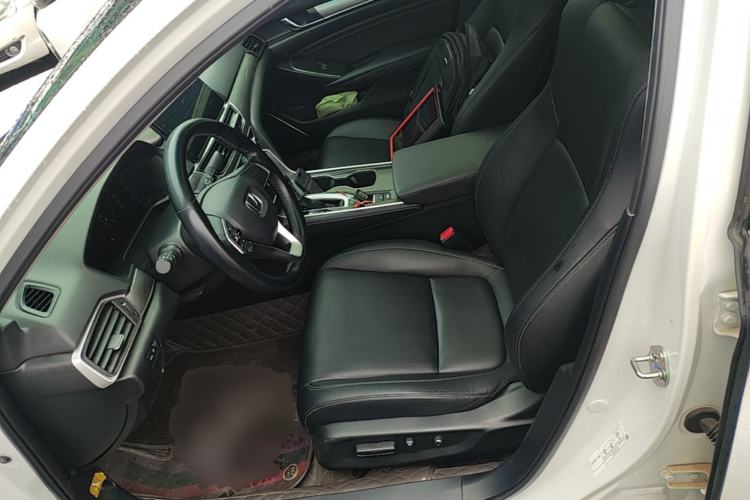 Used Honda Accord 2022 260TURBO Luxury Edition Left Front Seat