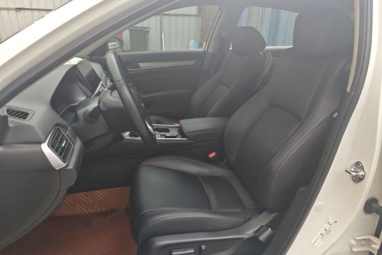 Used Honda Accord 2022 260TURBO Luxury Edition Left Front Seat
