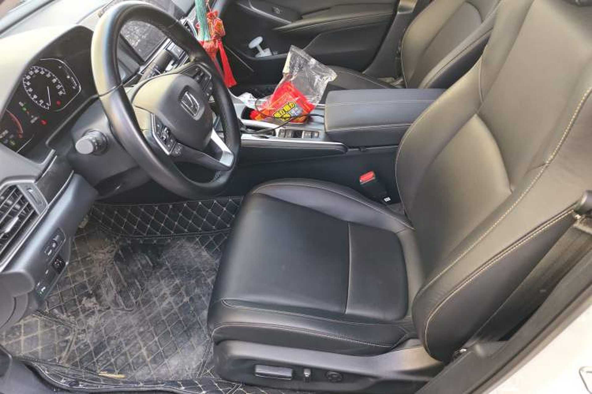 Used Honda Accord 2022 260TURBO Phantom Night · Prestige Edition Left Front Seat
