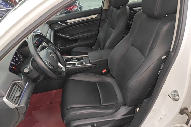 Used Honda Accord 2022 260TURBO Luxury Edition Left Front Seat
