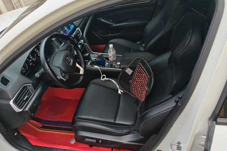 Used Honda Accord 2022 260TURBO Phantom Night · Prestige Edition Left Front Seat