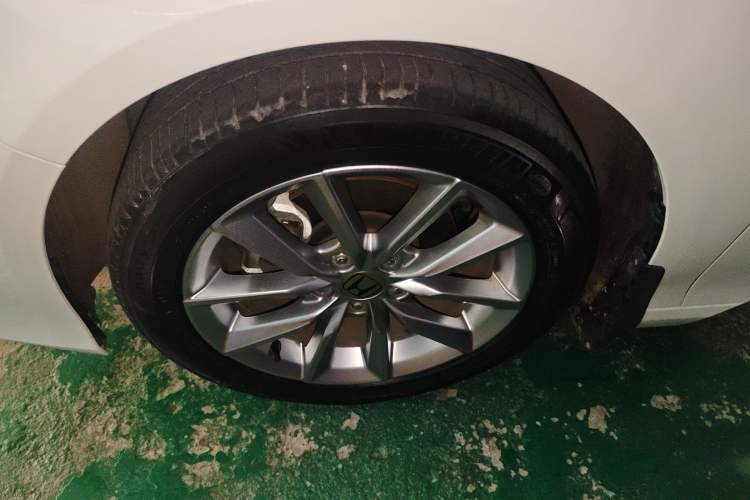 Used Honda Accord 2022 260TURBO Luxury Edition Left Front Wheel Hub