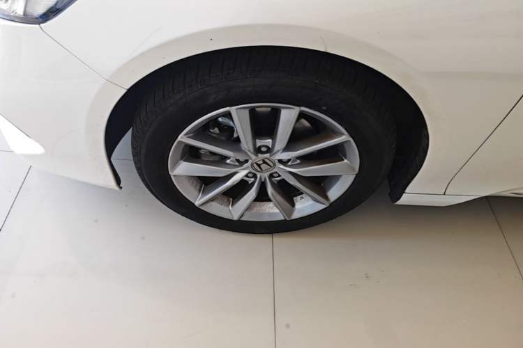 Used Honda Accord 2022 260TURBO Luxury Edition Left Front Wheel Hub
