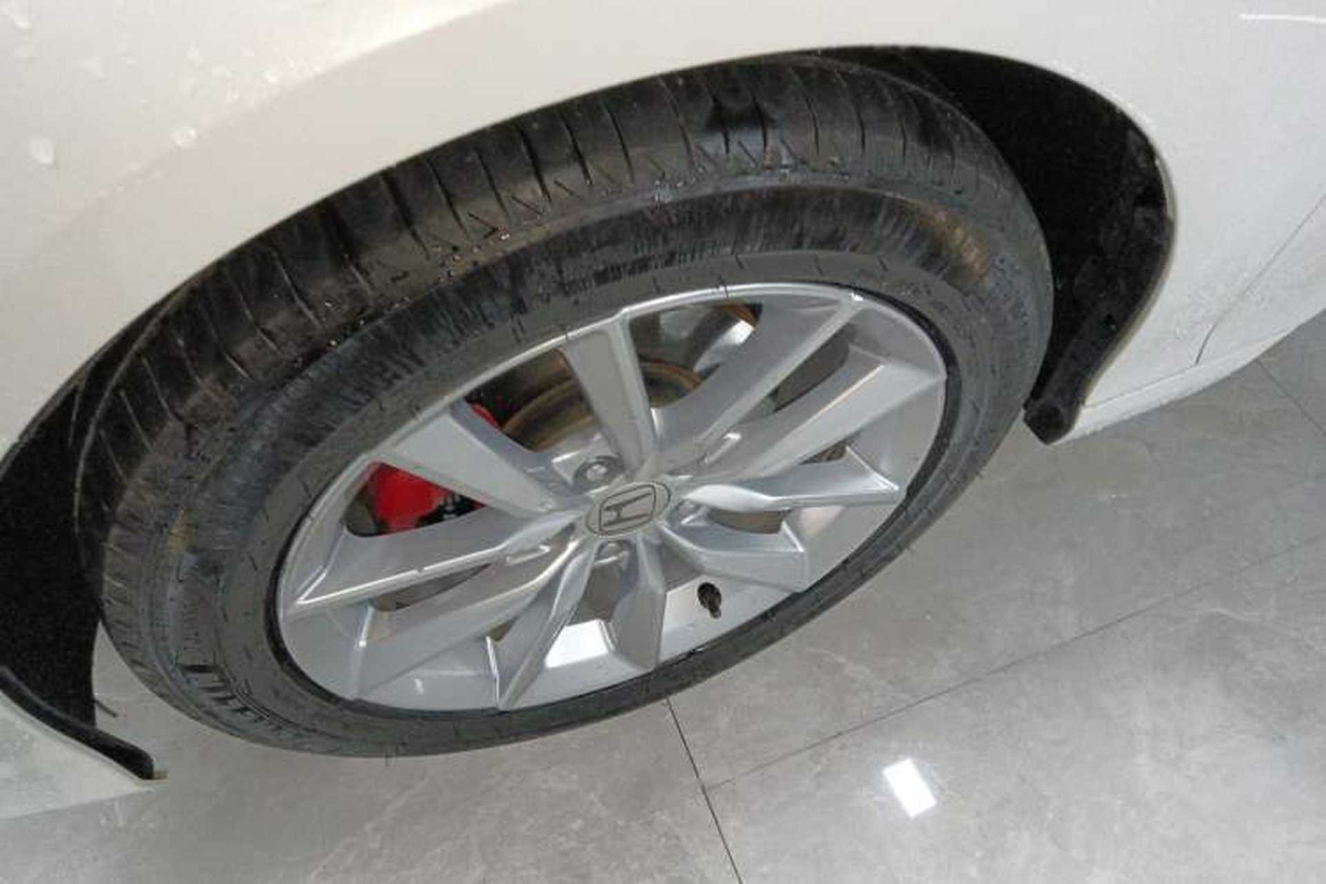 Used Honda Accord 2022 260TURBO Luxury Edition Left Front Wheel Hub