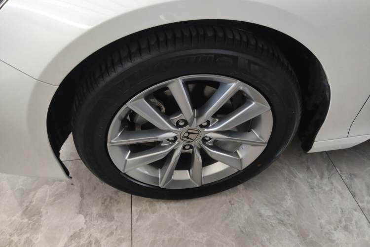 Used Honda Accord 2022 260TURBO Luxury Edition Left Front Wheel Hub
