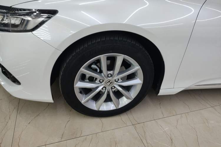 Used Honda Accord 2022 260TURBO Luxury Edition Left Front Wheel Hub