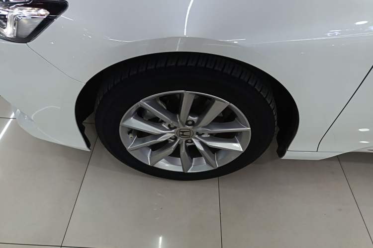 Used Honda Accord 2022 260TURBO Luxury Edition Left Front Wheel Hub