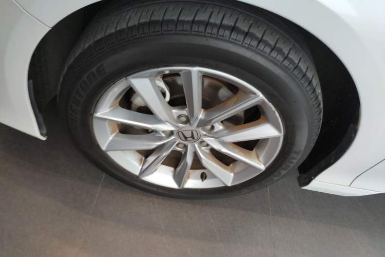 Used Honda Accord 2022 260TURBO Luxury Edition Left Front Wheel Hub