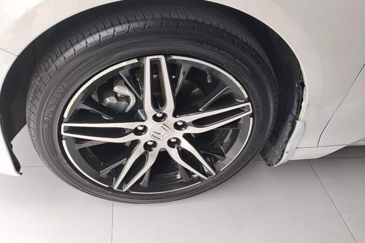Used Honda Accord 2022 260TURBO Phantom Night · Prestige Edition Left Front Wheel Hub
