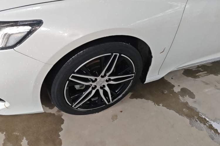Used Honda Accord 2022 260TURBO Phantom Night · Prestige Edition Left Front Wheel Hub