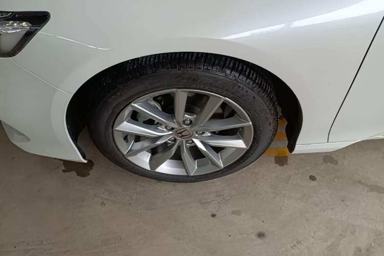 Used Honda Accord 2022 260TURBO Luxury Edition Left Front Wheel Hub
