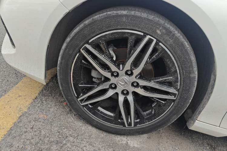 Used Honda Accord 2022 260TURBO Phantom Night · Prestige Edition Left Front Wheel Hub