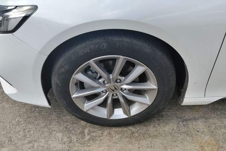 Used Honda Accord 2022 260TURBO Luxury Edition Left Front Wheel Hub