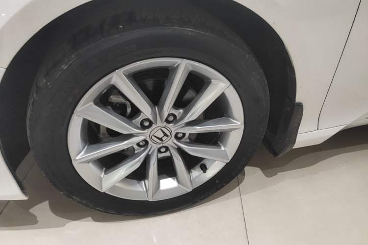 Used Honda Accord 2022 260TURBO Luxury Edition Left Front Wheel Hub