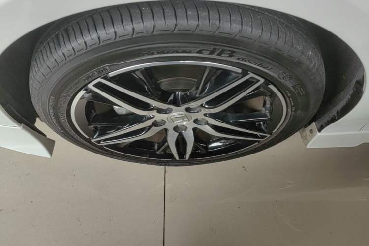 Used Honda Accord 2022 260TURBO Phantom Night · Prestige Edition Left Front Wheel Hub
