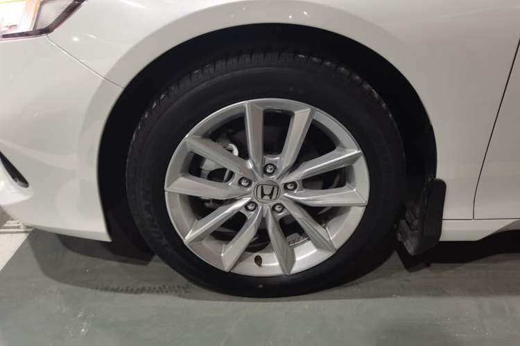Used Honda Accord 2022 260TURBO Luxury Edition Left Front Wheel Hub
