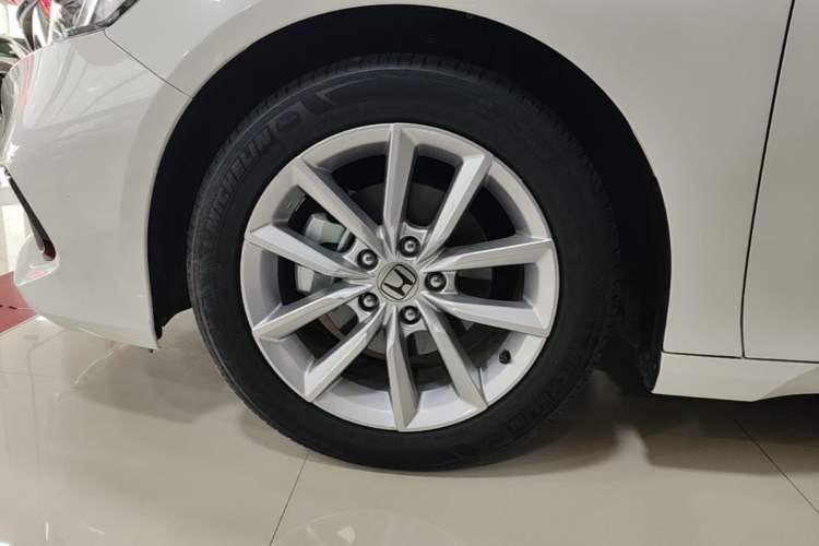 Used Honda Accord 2022 260TURBO Luxury Edition Left Front Wheel Hub