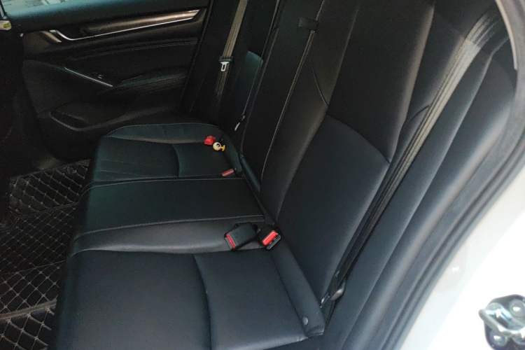 Used Honda Accord 2022 260TURBO Phantom Night · Prestige Edition Left Rear Seat