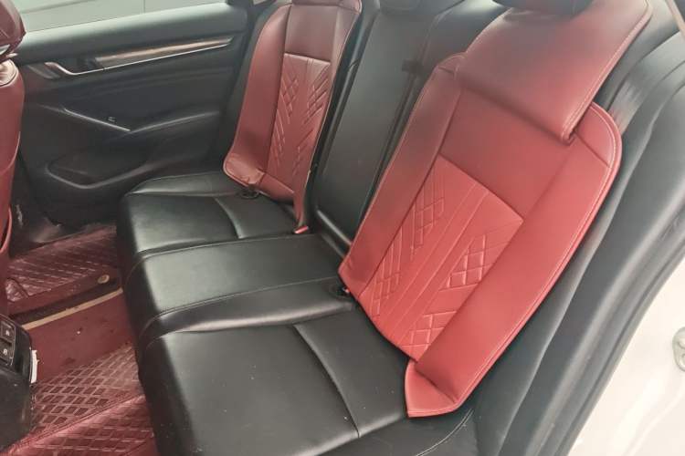 Used Honda Accord 2022 260TURBO Phantom Night · Prestige Edition Left Rear Seat