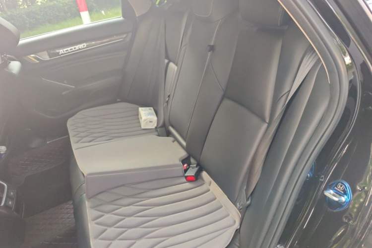 Used Honda Accord 2022 260TURBO Phantom Night · Prestige Edition Left Rear Seat